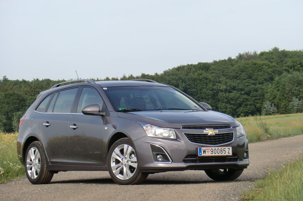 CHEVROLET CRUZE