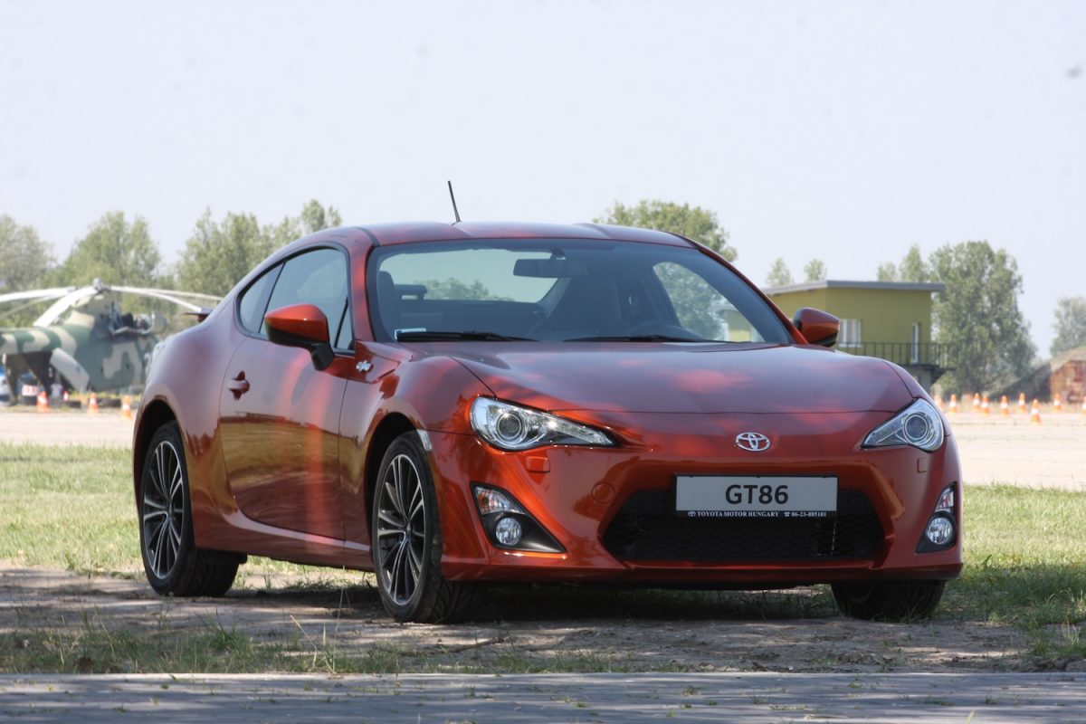 TOYOTA CELICA
