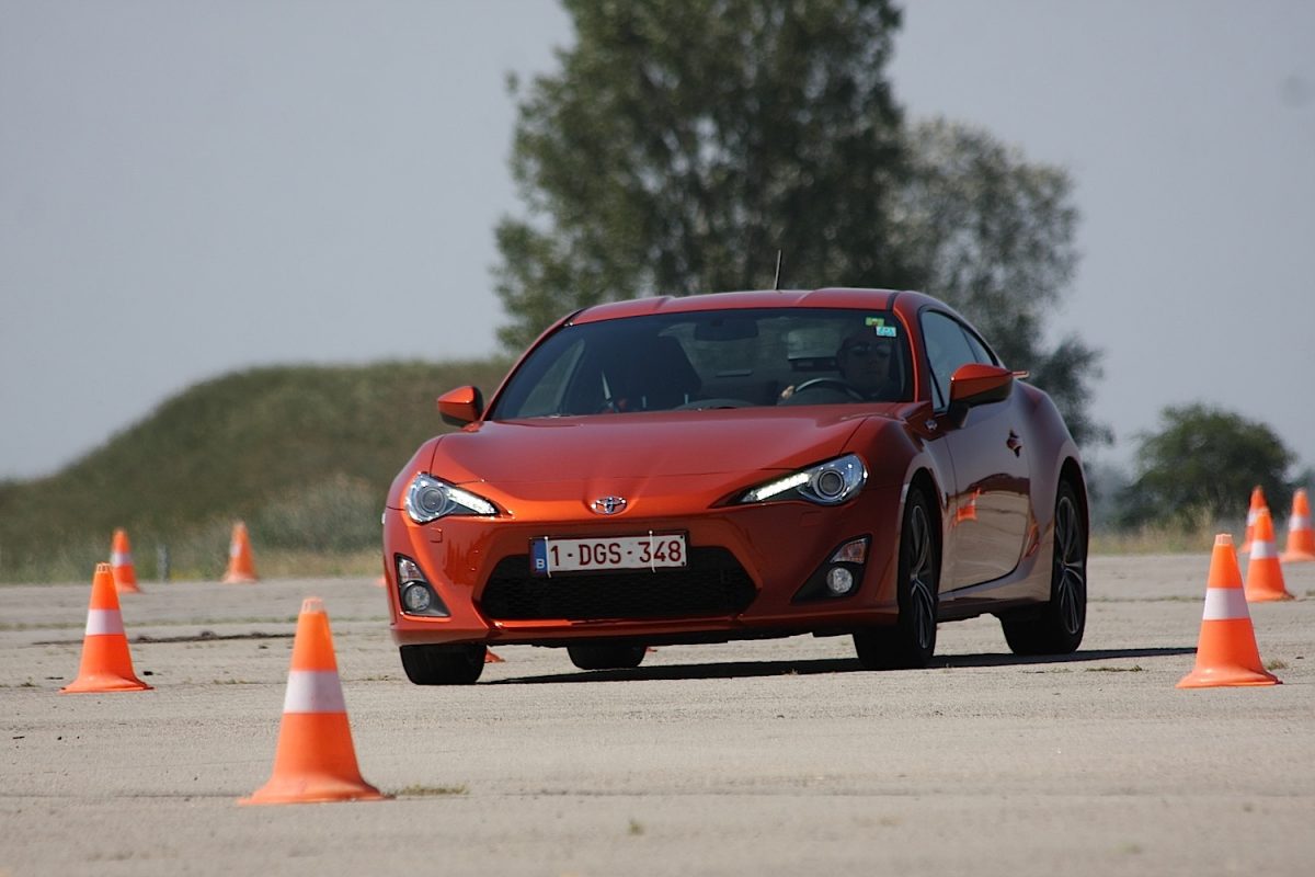 TOYOTA CELICA