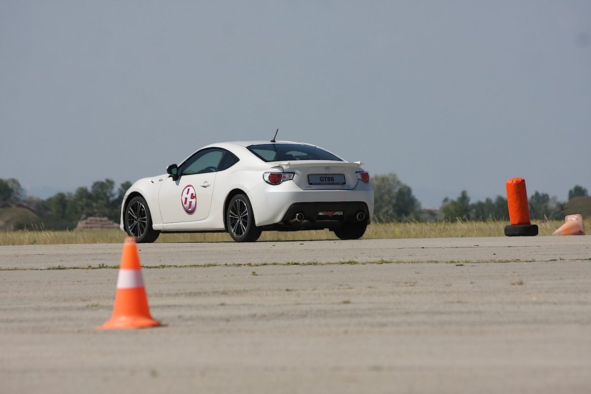 TOYOTA CELICA
