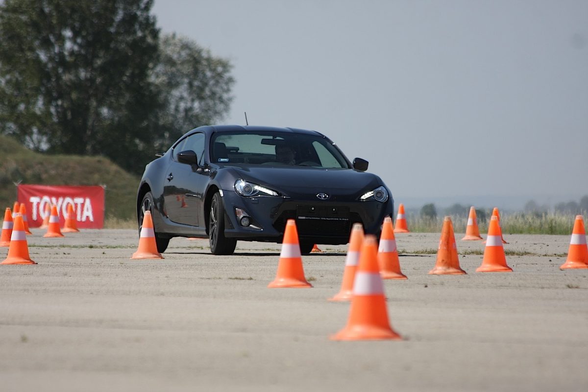 TOYOTA CELICA