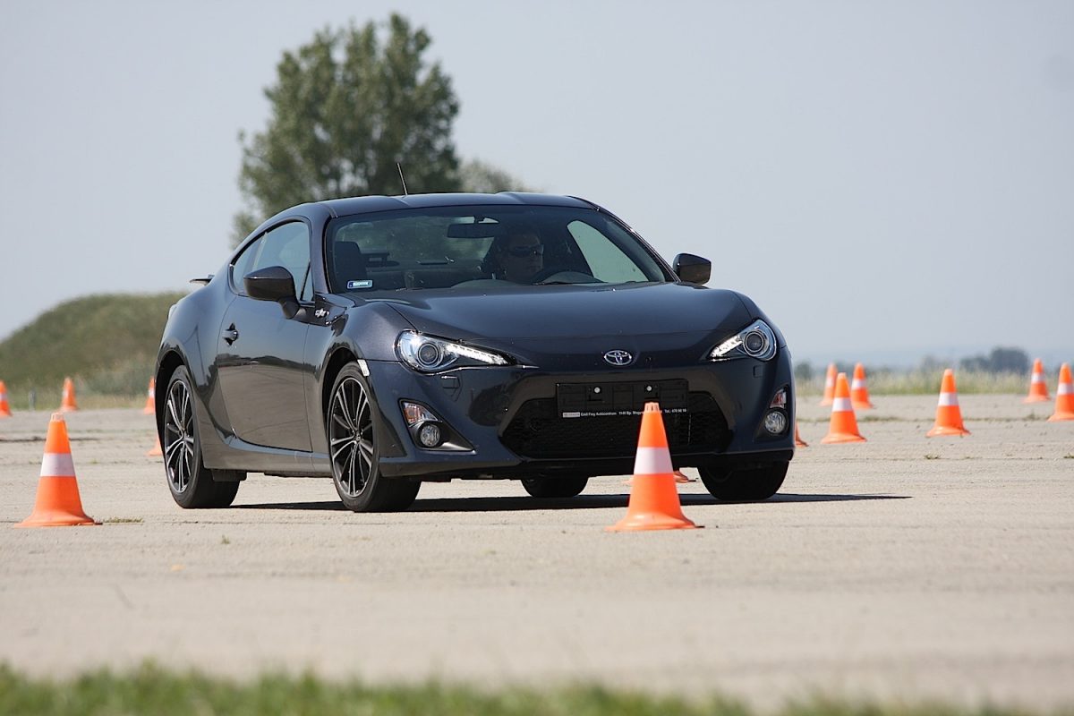 TOYOTA CELICA
