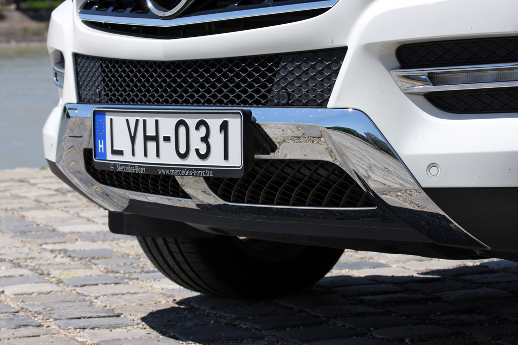 MERCEDES-BENZ ML-OSZTÁLY