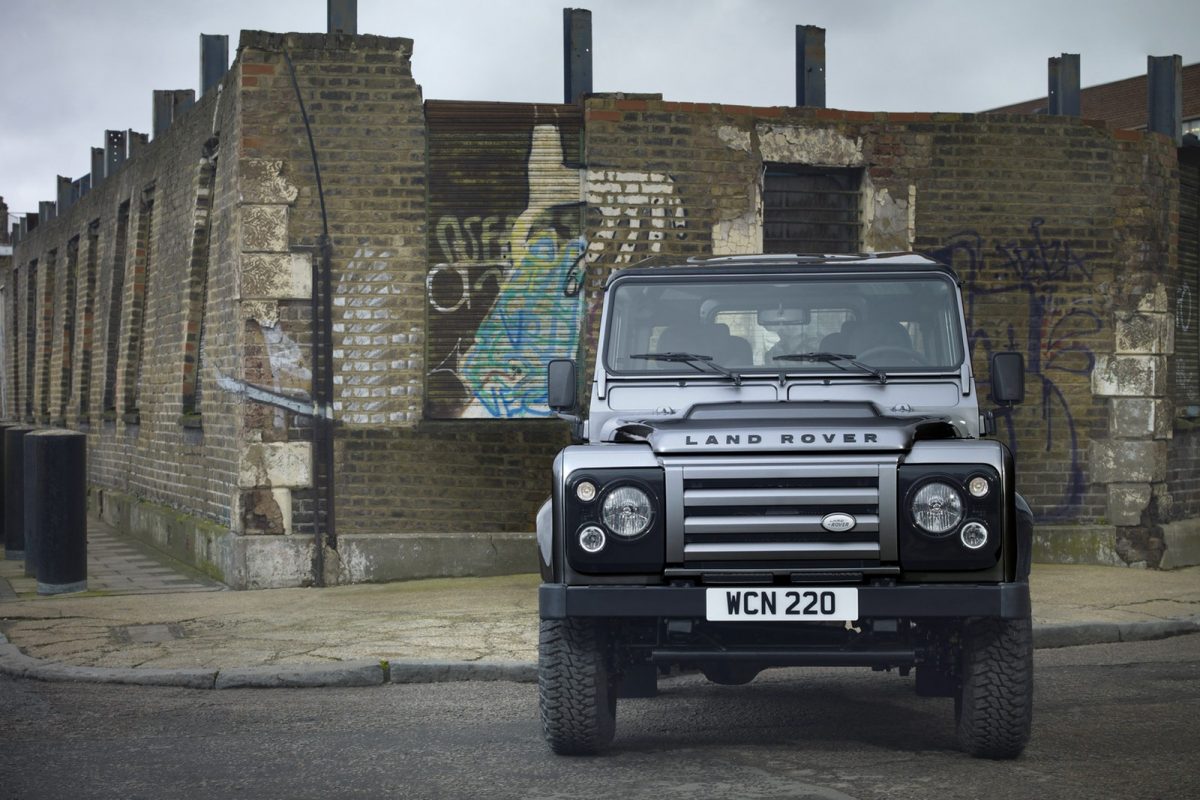 LAND ROVER