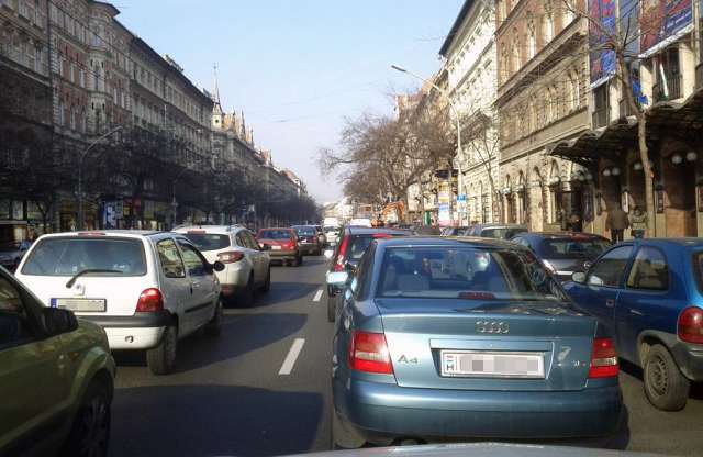 Vélhetően nem lesz útdíj, dugódíj viszont szinte biztosan!