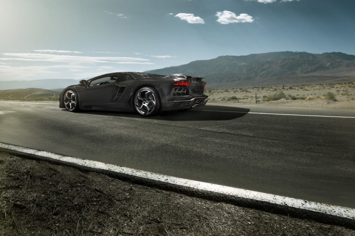 LAMBORGHINI AVENTADOR