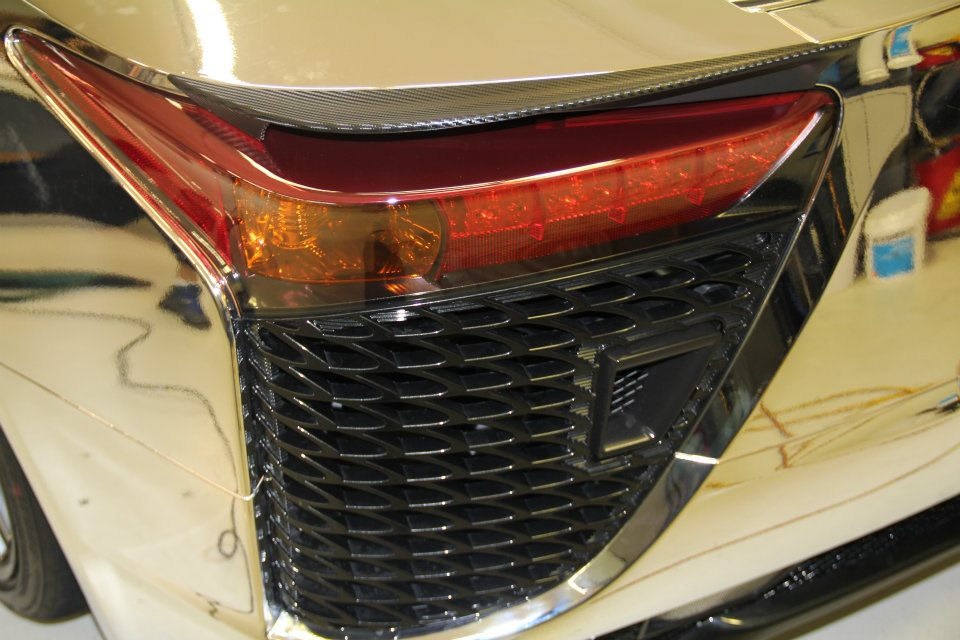 LEXUS LF
