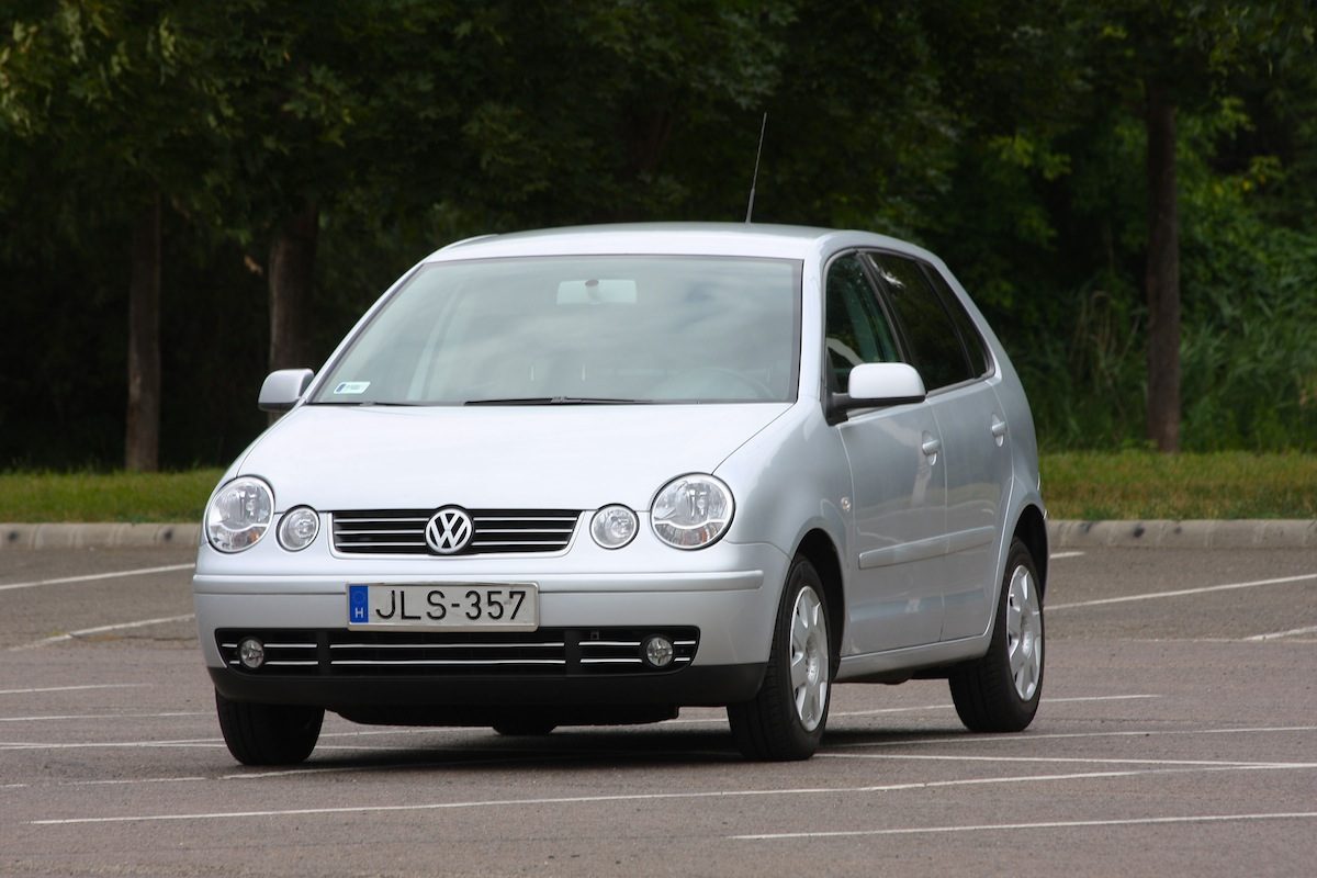 VOLKSWAGEN POLO