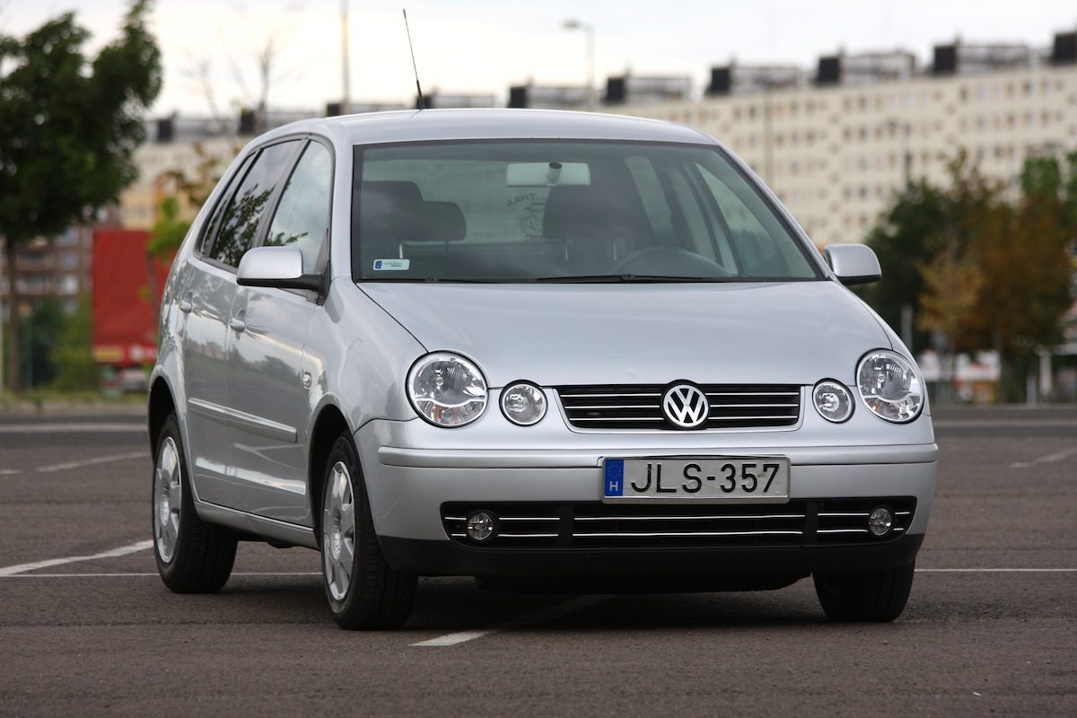 VOLKSWAGEN POLO