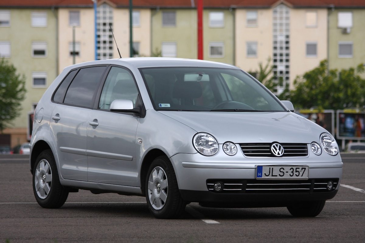 VOLKSWAGEN POLO