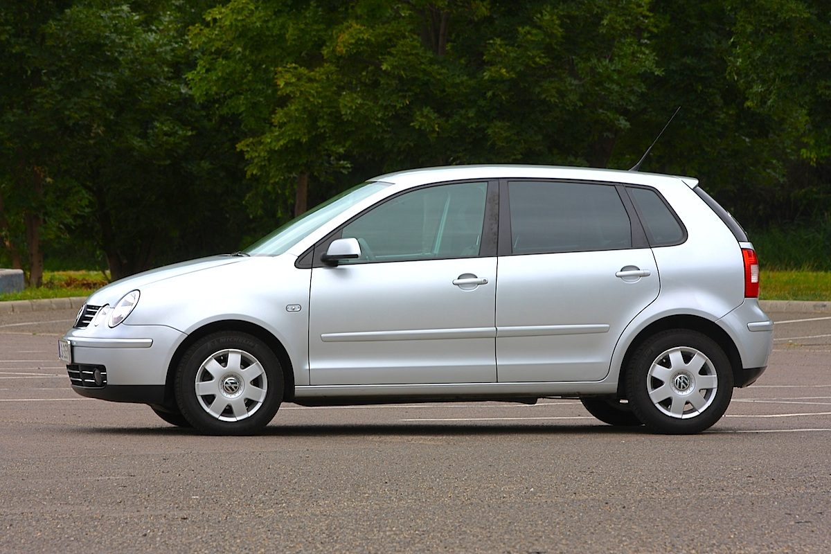 VOLKSWAGEN POLO