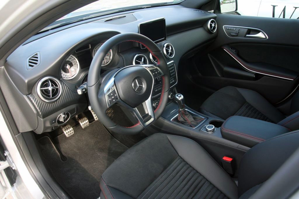 MERCEDES-BENZ A-OSZTÁLY