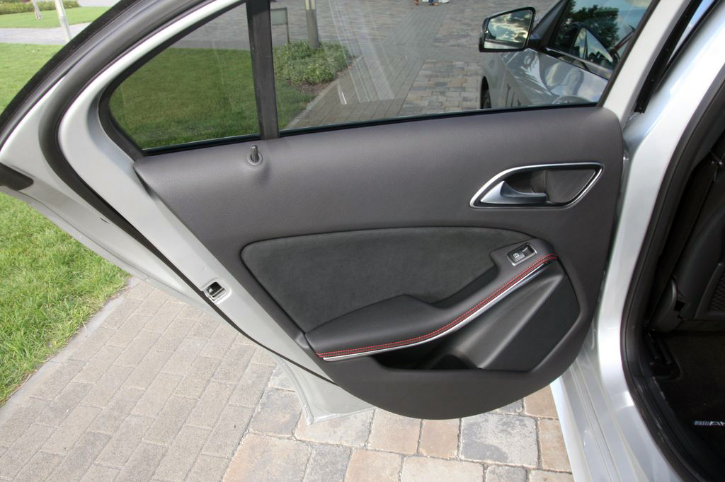 MERCEDES-BENZ A-OSZTÁLY