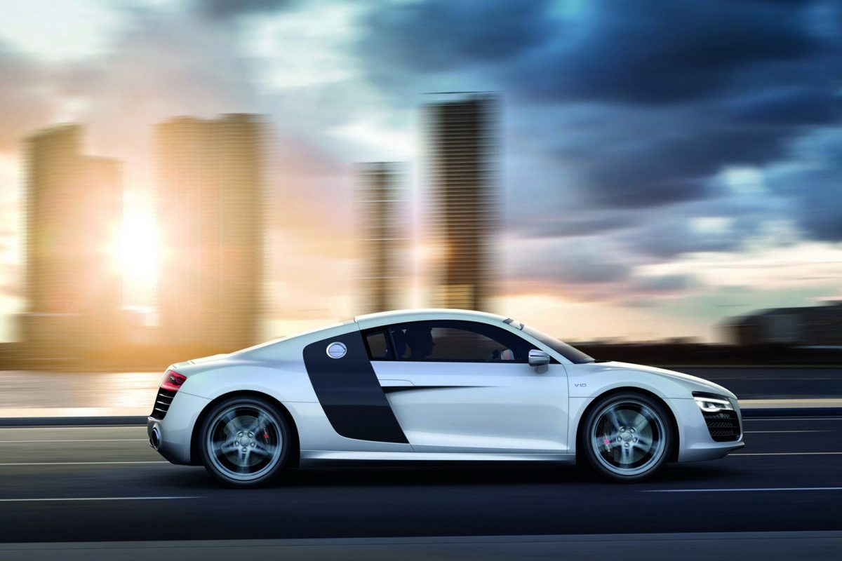 AUDI R8