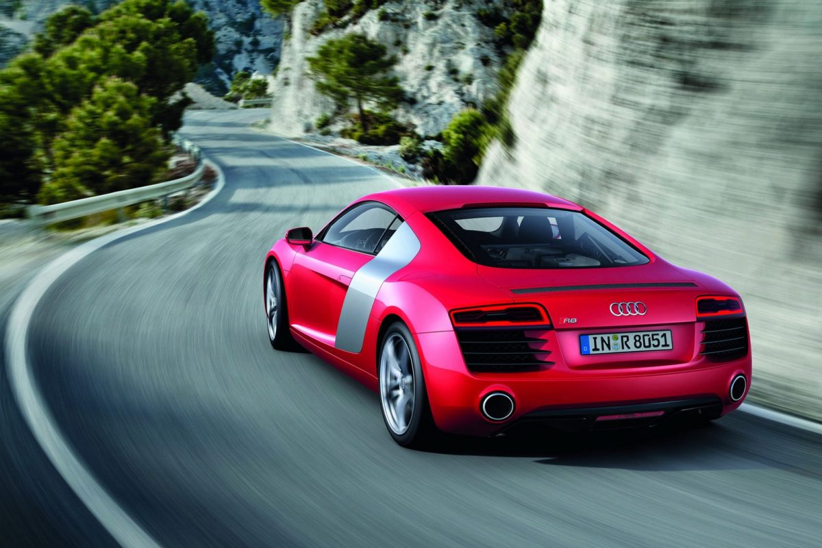AUDI R8