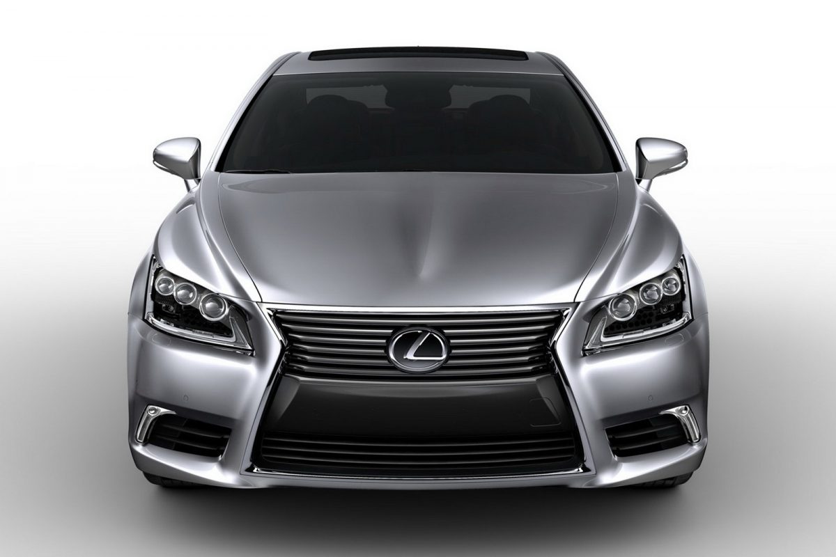 LEXUS