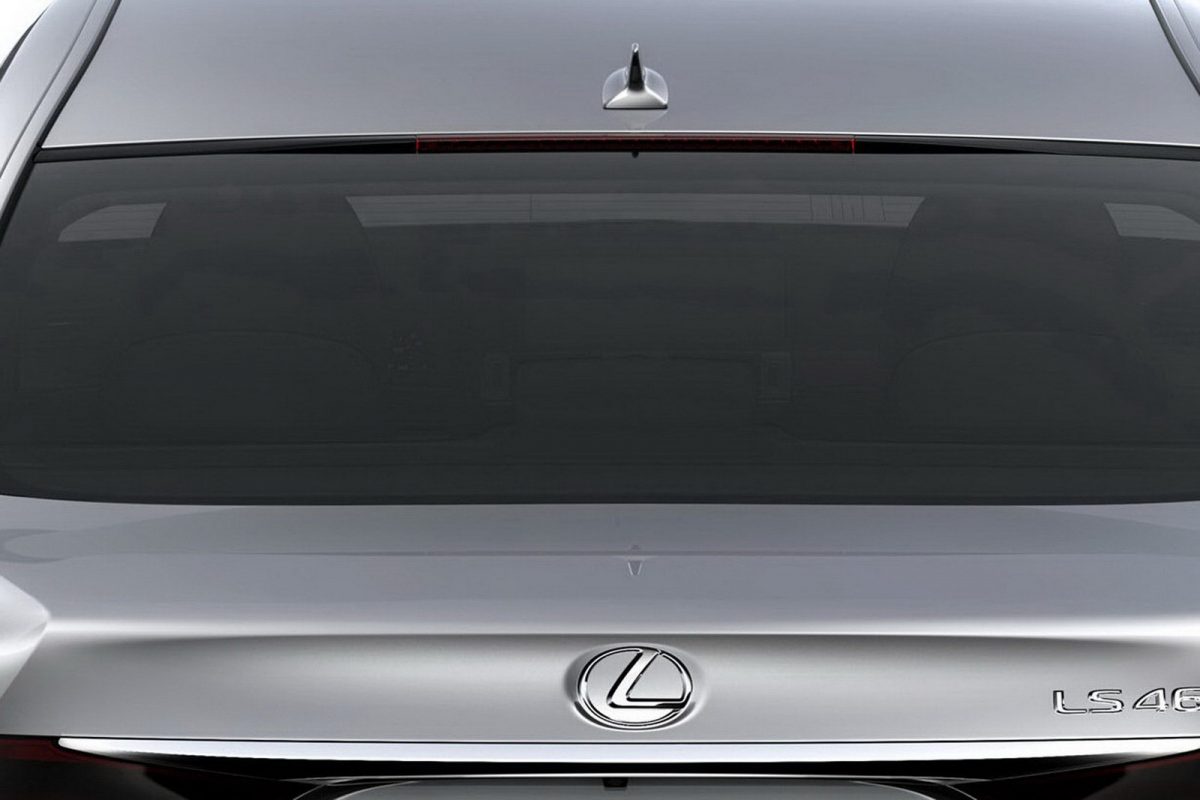 LEXUS