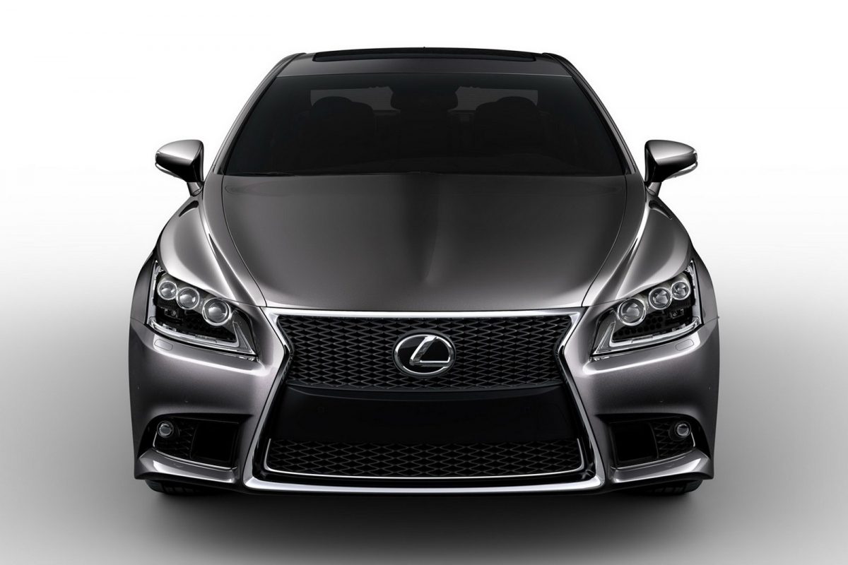 LEXUS