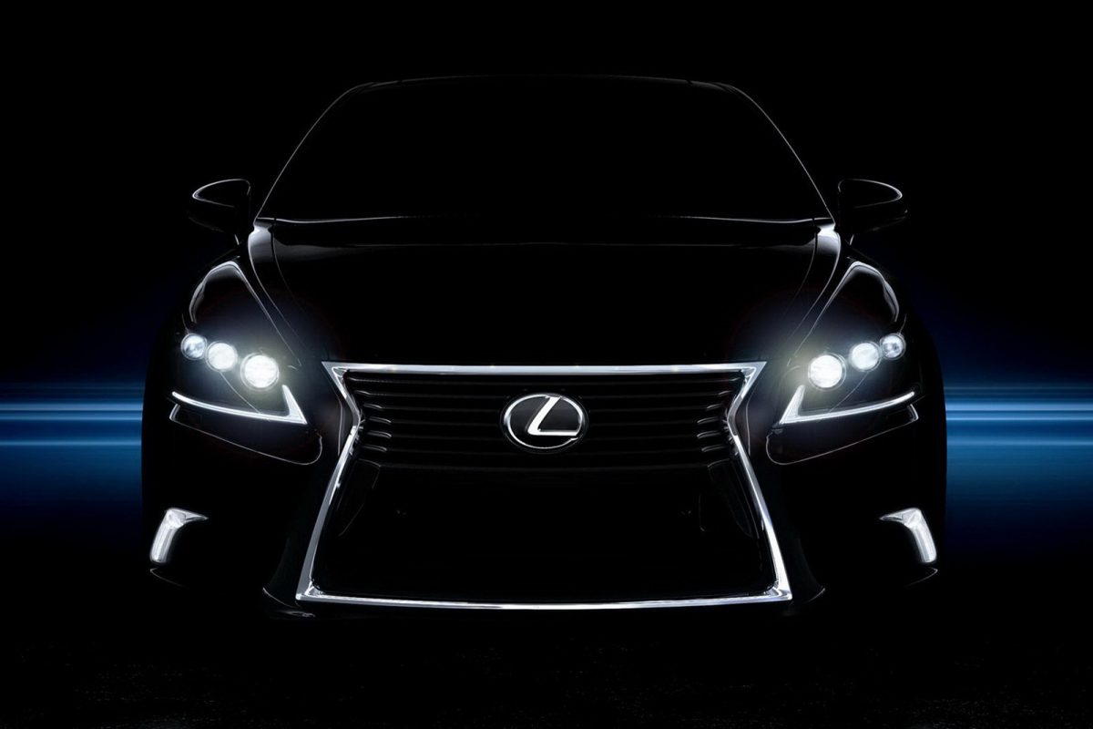 LEXUS