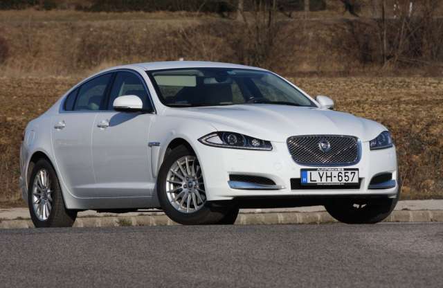 Olcsóbban, forintért kapható a Jaguar és a Land Rover