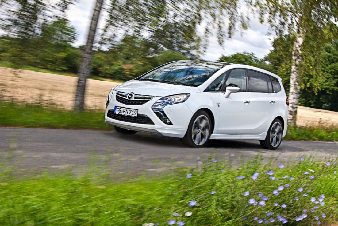 OPEL ZAFIRA TOURER