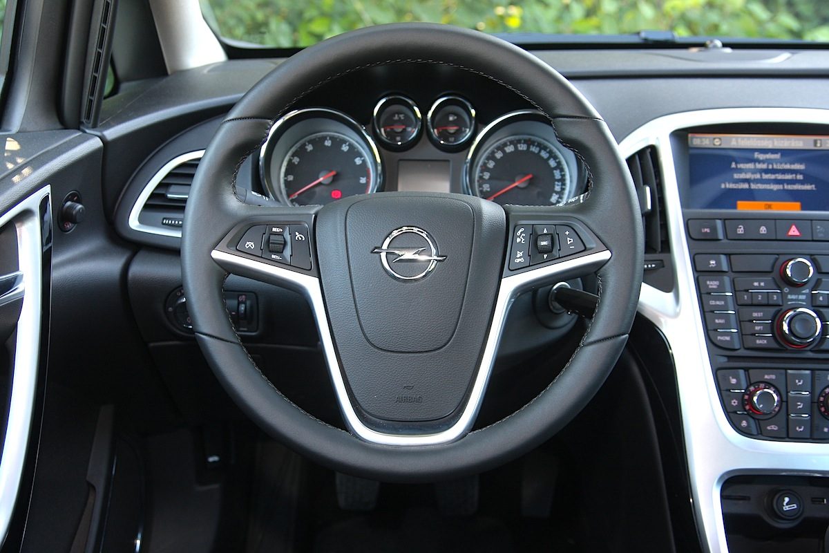 OPEL ASTRA