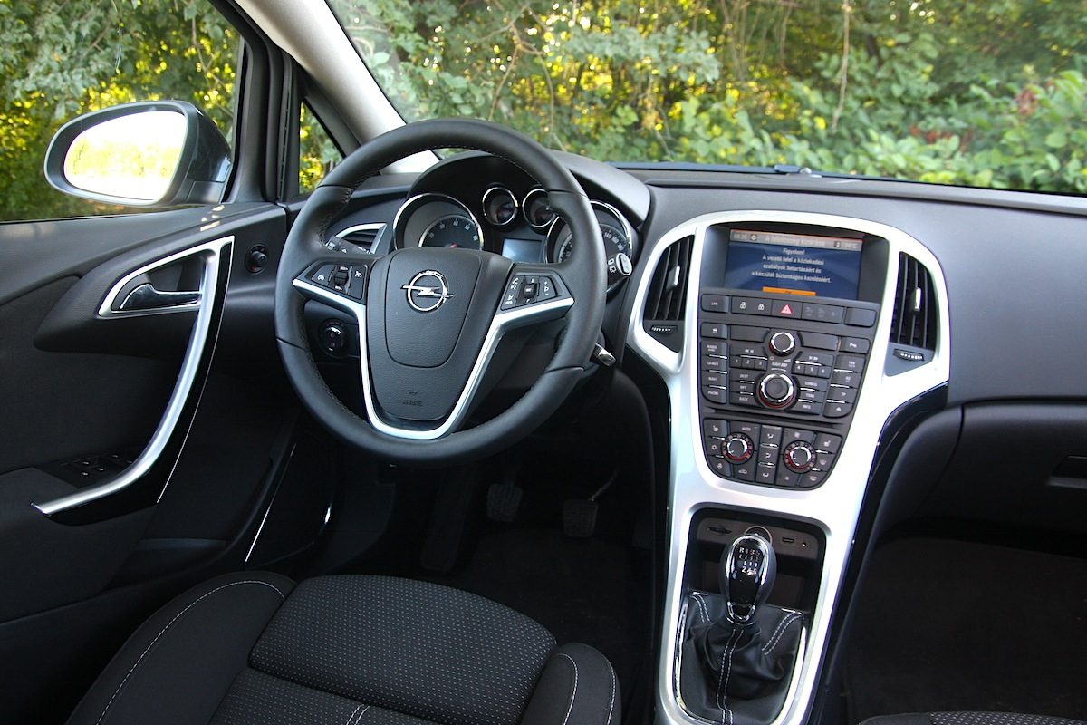 OPEL ASTRA