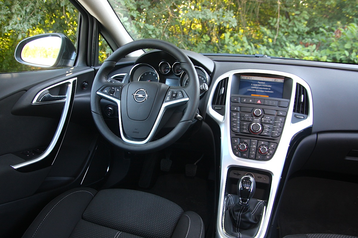 OPEL ASTRA