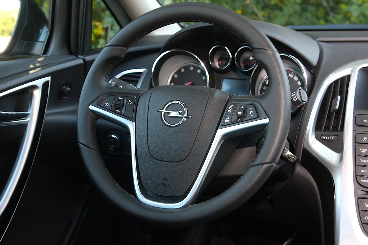 OPEL ASTRA