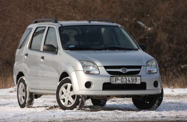 Suzuki egyterű 900 ezer forintért - Ignis használtteszt