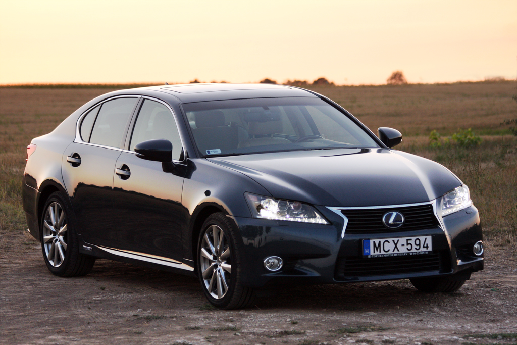 LEXUS GS