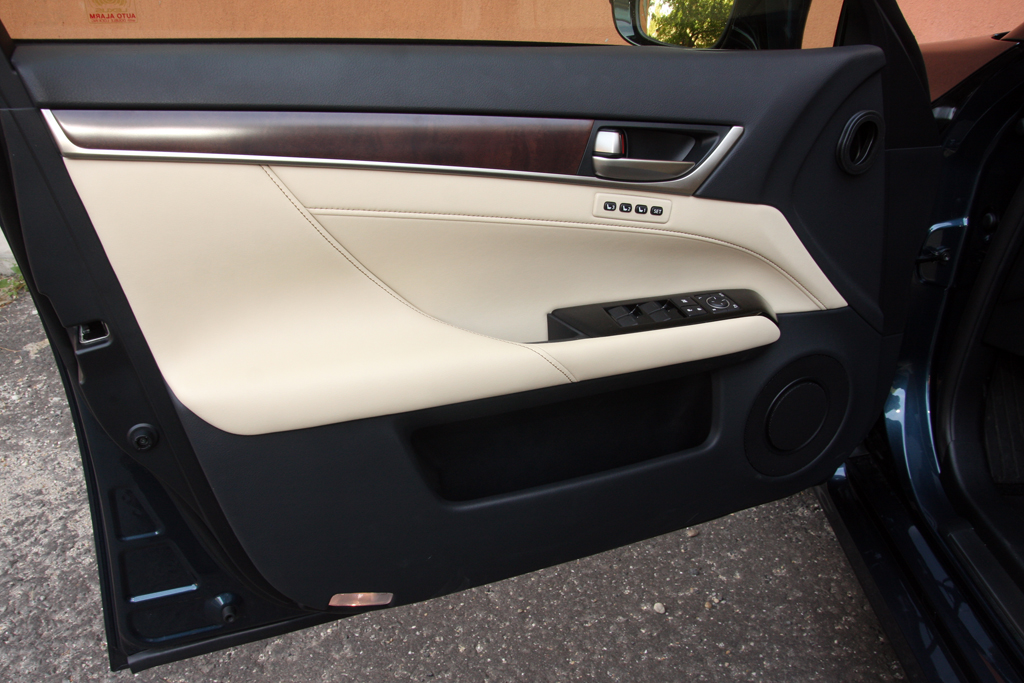 LEXUS GS