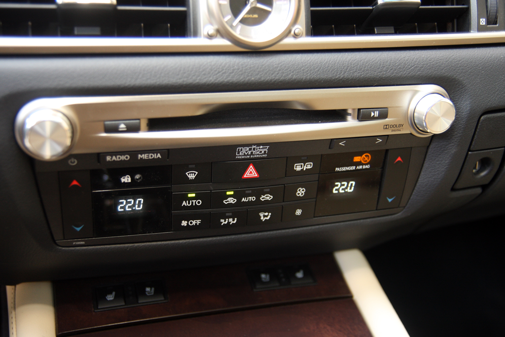 LEXUS GS