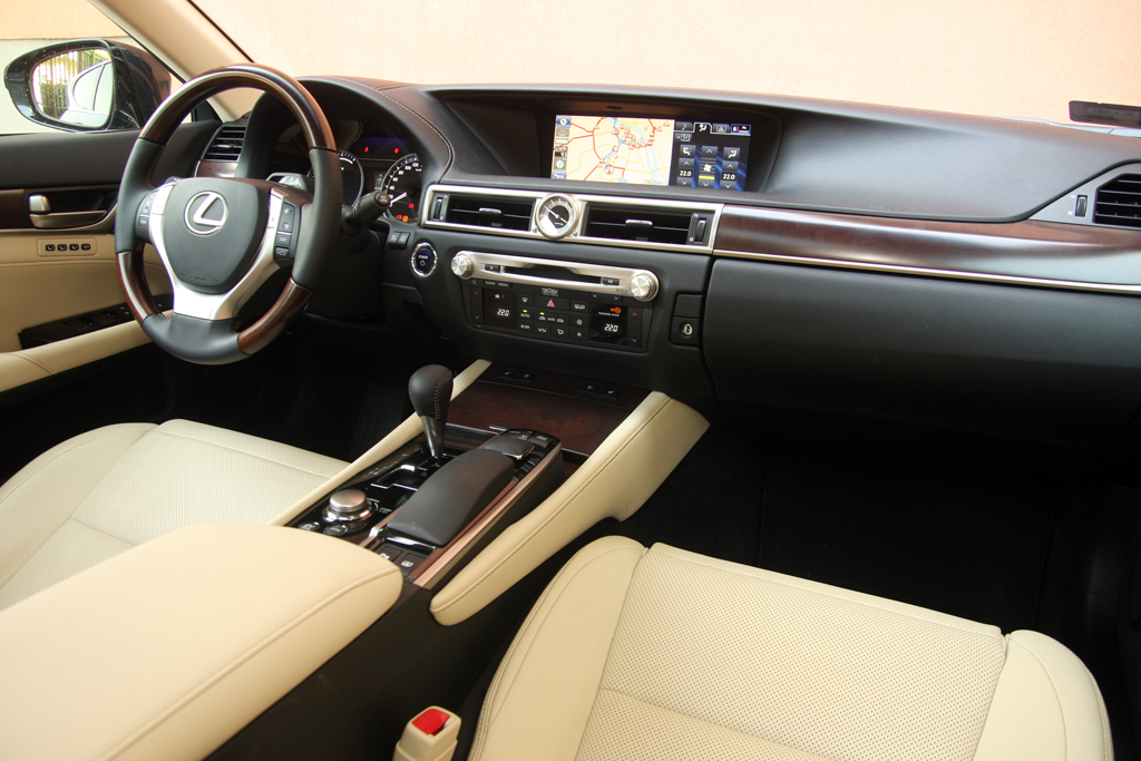 LEXUS GS