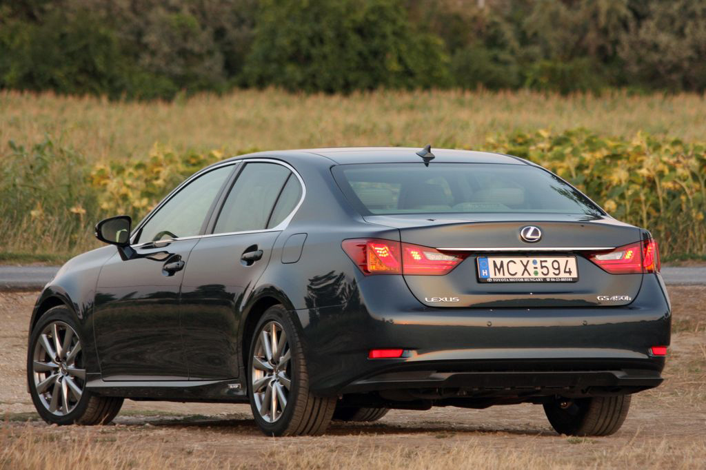 LEXUS GS
