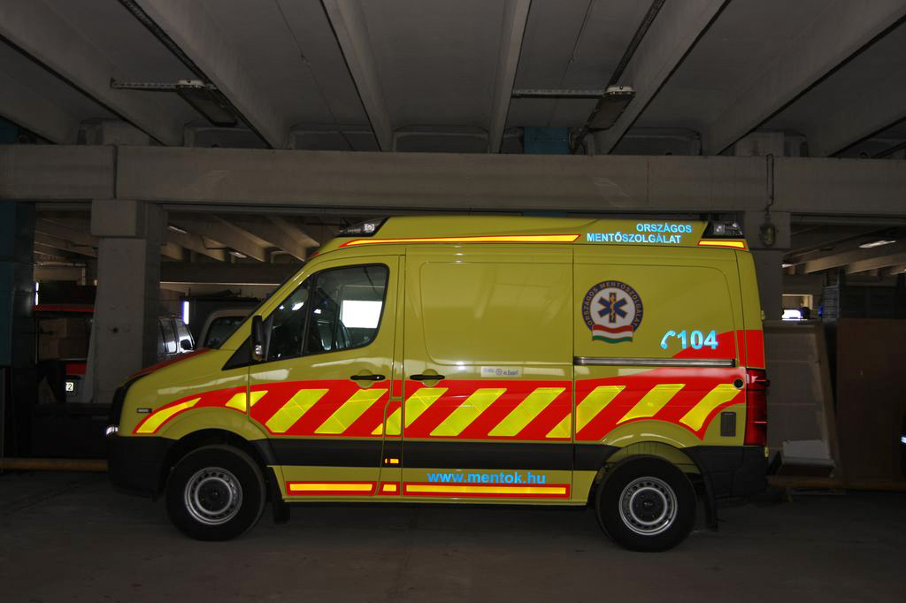 TOYOTA HI-ACE