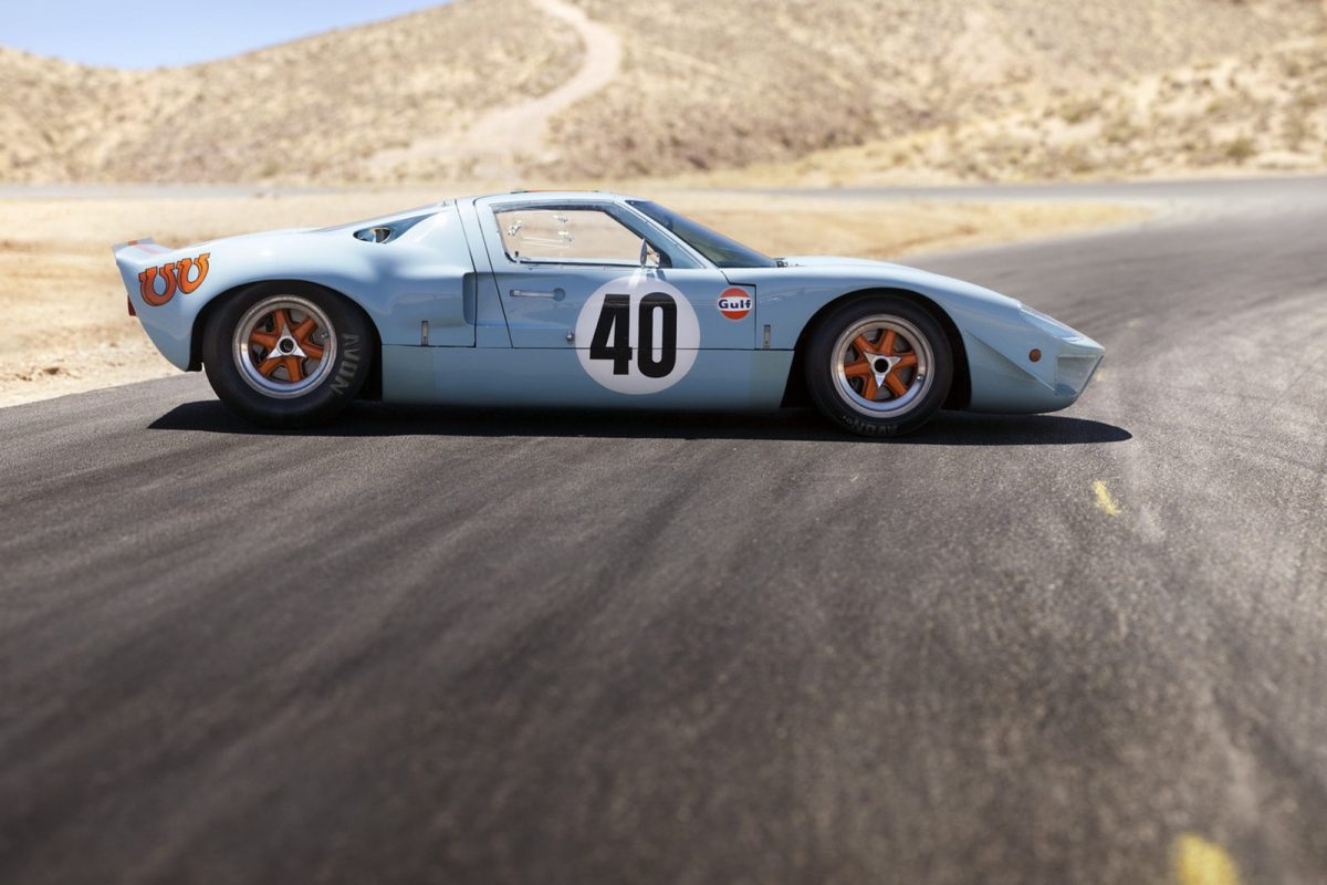 FORD GT