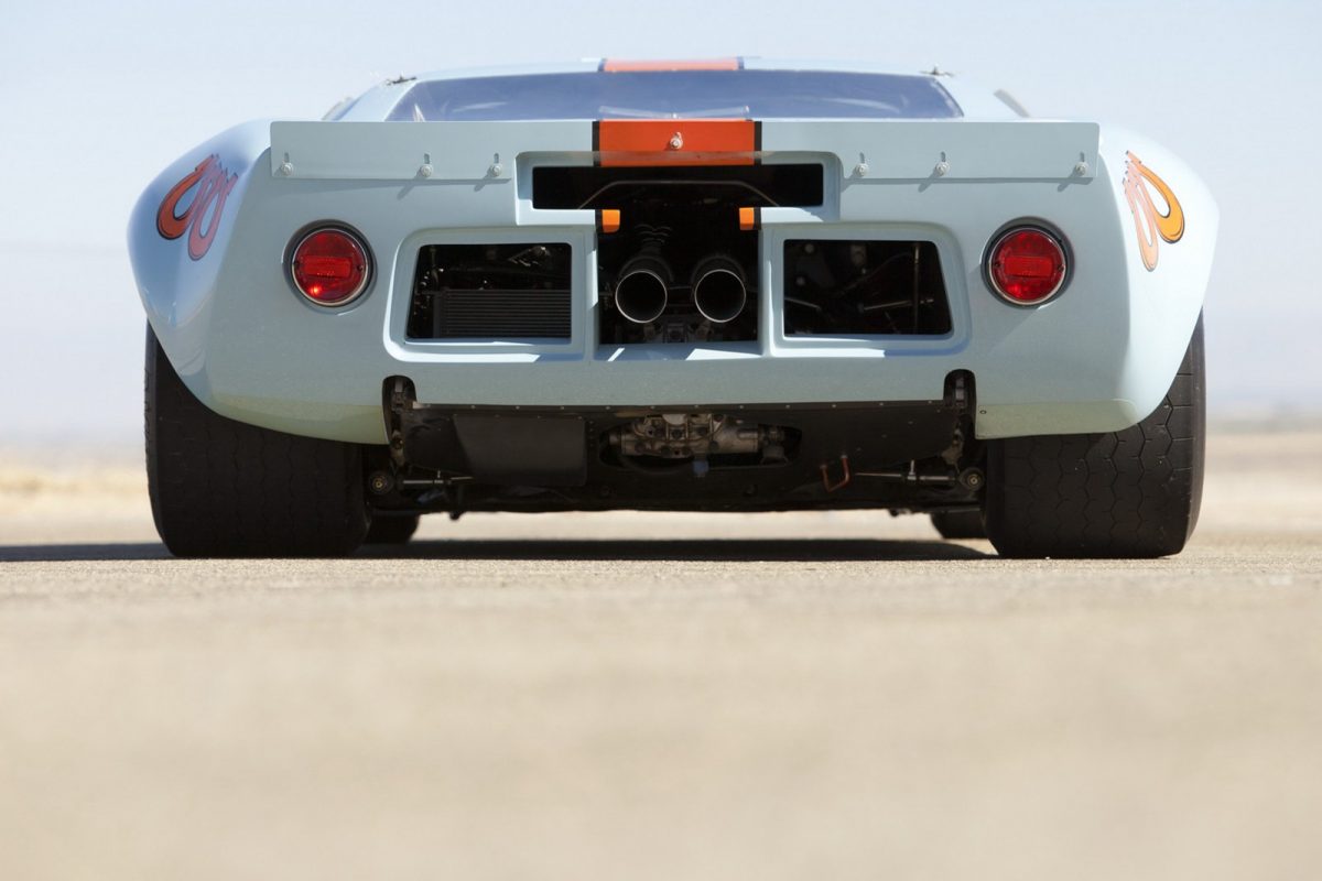 FORD GT