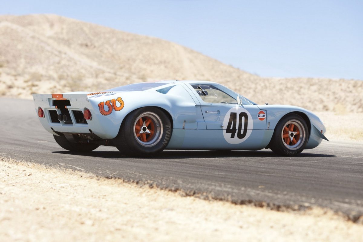 FORD GT