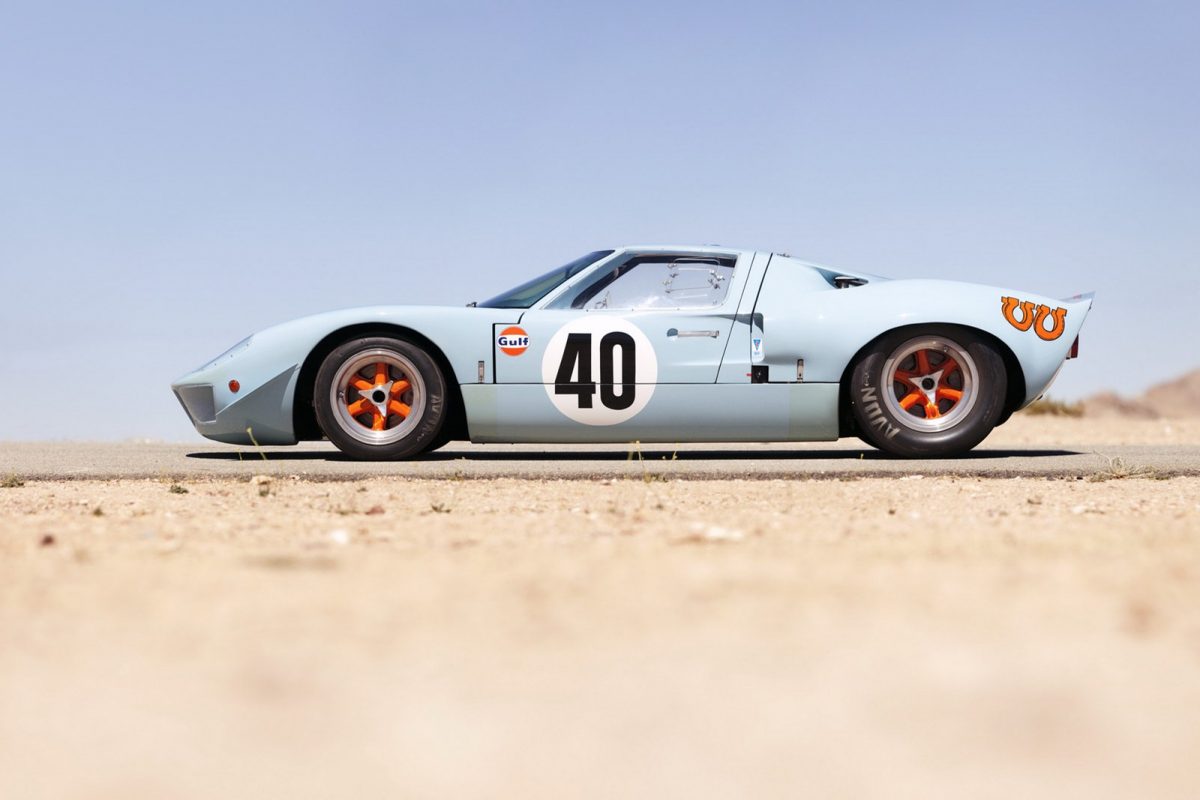 FORD GT
