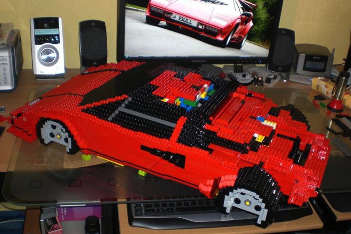 LAMBORGHINI COUNTACH