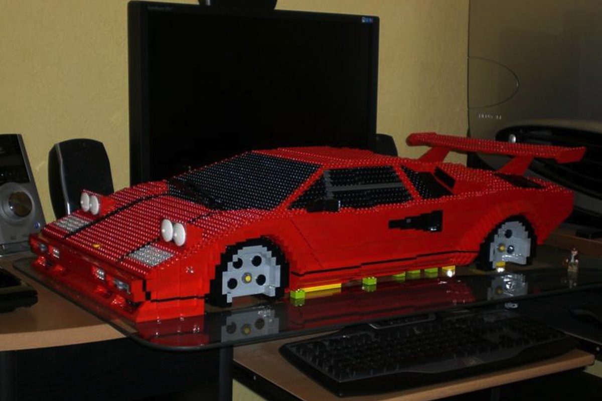 LAMBORGHINI COUNTACH