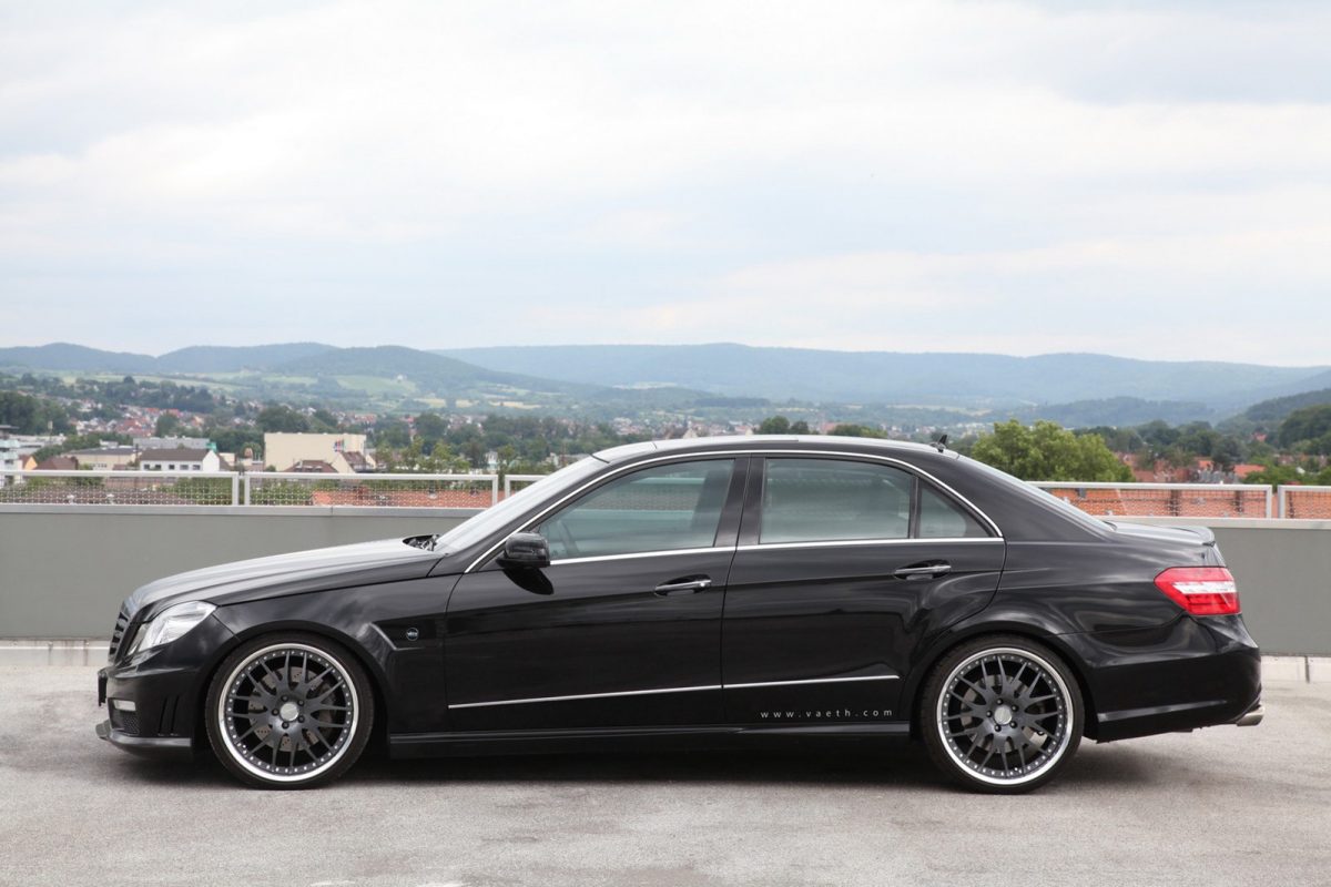 MERCEDES-BENZ E 500