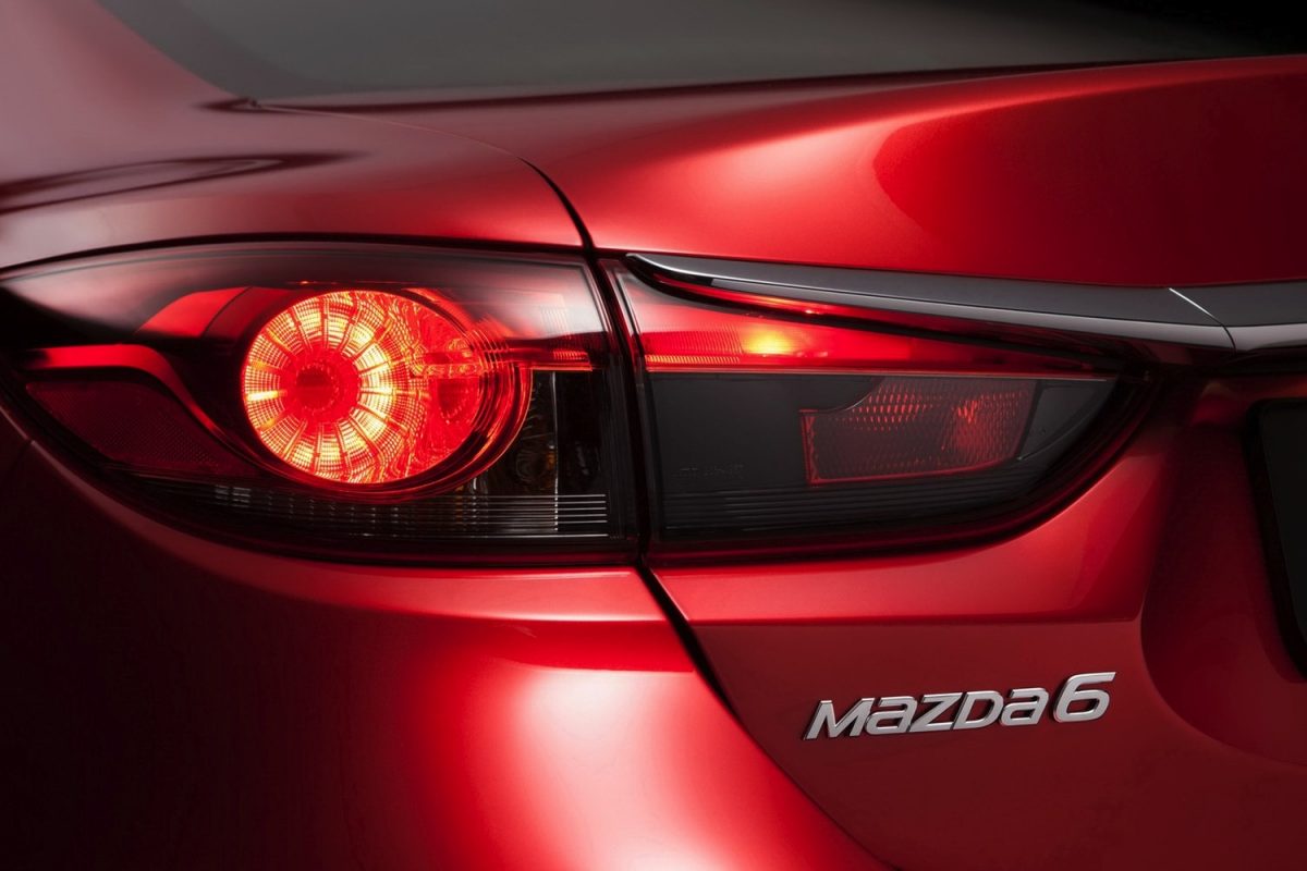 MAZDA 6