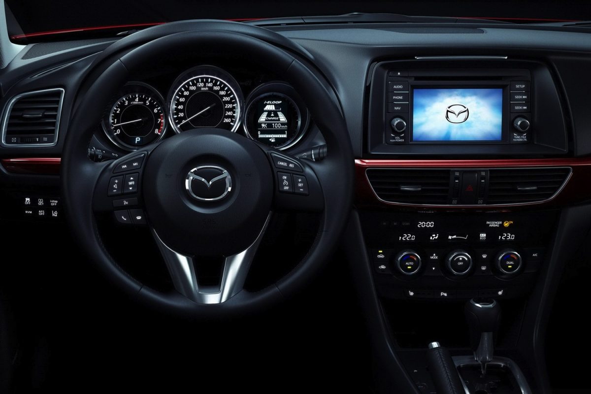 MAZDA 6
