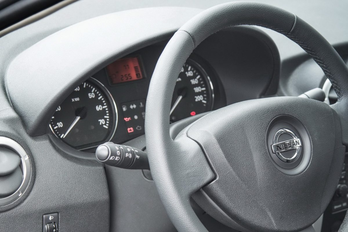 NISSAN ALMERA