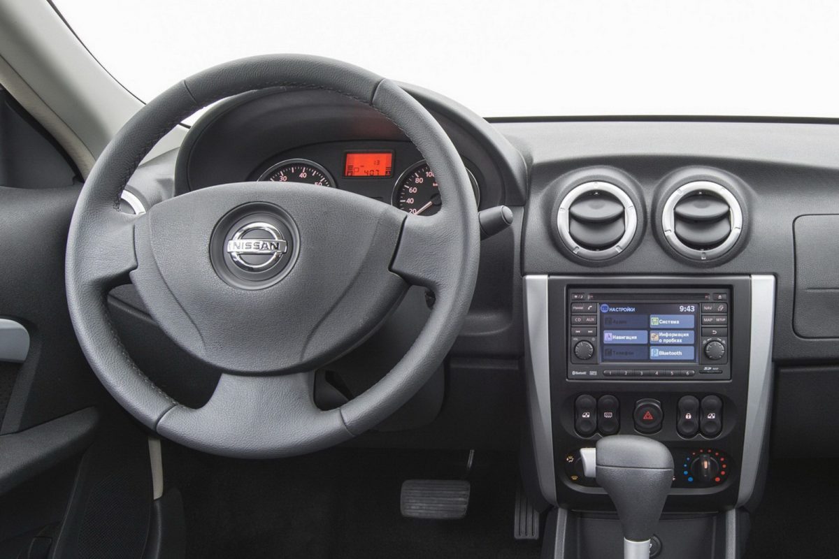 NISSAN ALMERA