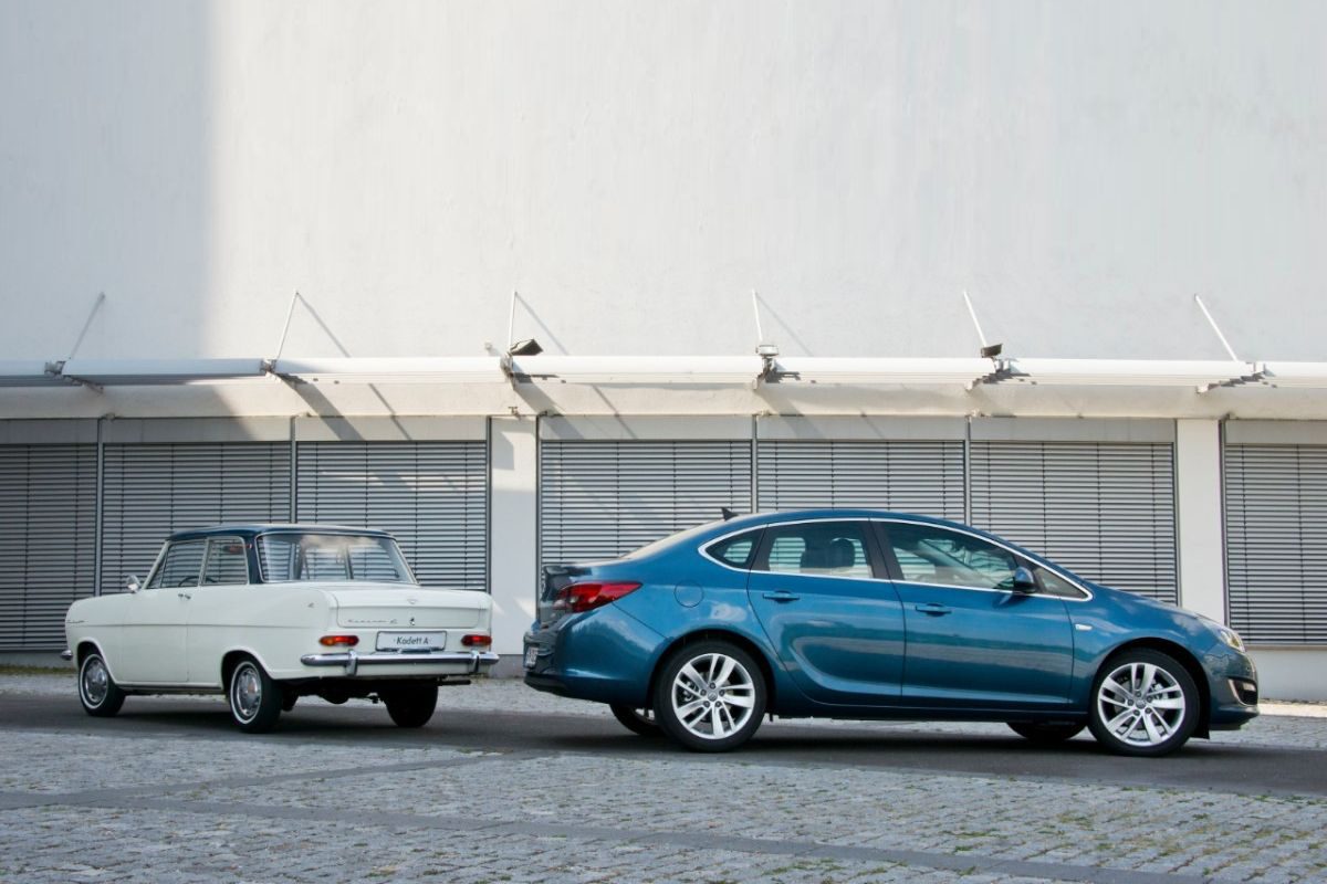 OPEL ASTRA