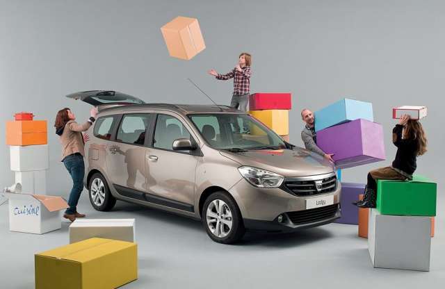 Genf 2012: kell ennél jobb? Parádés az új Dacia egyterű