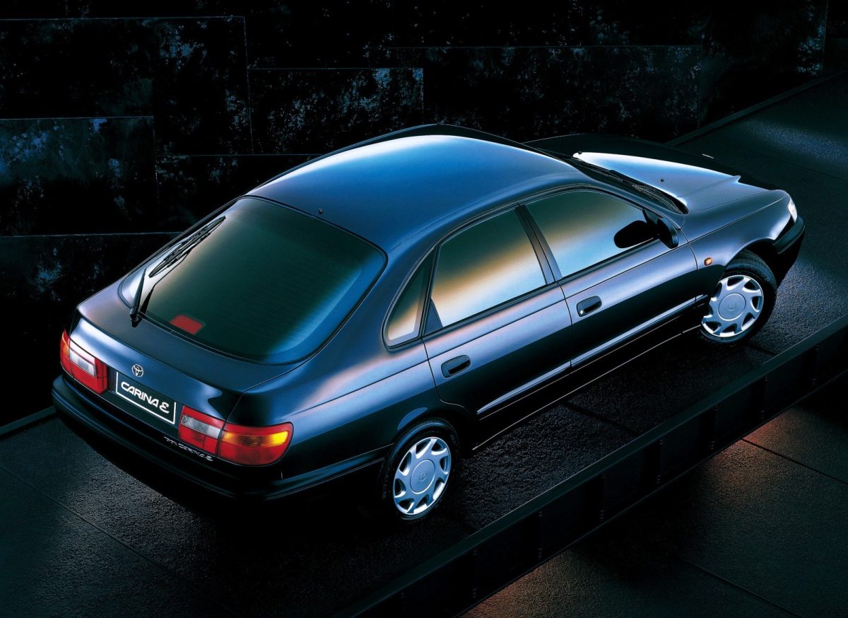 TOYOTA CARINA